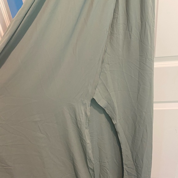 Show me your MUMU sage maxi dress - Picture 4 of 4